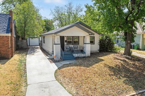 Photo of 2318 NW 22nd Street, Oklahoma City, OK 73107 (MLS # 1252654)