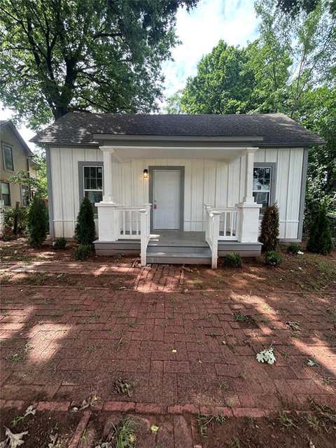 Photo of 605 E Harrison Avenue, Guthrie, OK 73044 (MLS # 1234315)