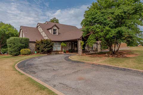 Photo of 254 N Marshall Drive, Chandler, OK 74834 (MLS # 1242791)