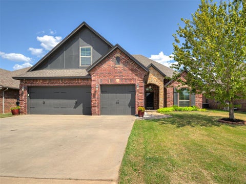 Photo of 3715 Presidio Circle, Norman, OK 73072 (MLS # 1247101)