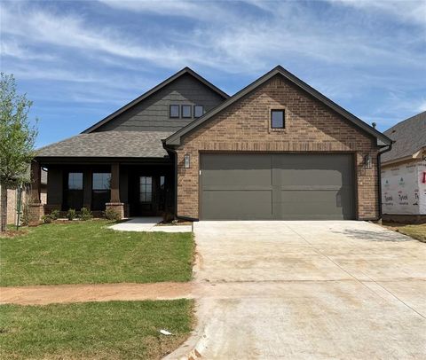Photo of 12733 NW 2nd Street, Yukon, OK 73099 (MLS # 1217404)