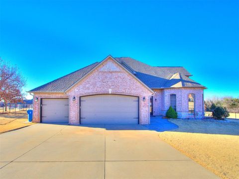 Photo of 2047 Park Avenue, Newcastle, OK 73065 (MLS # 1225001)
