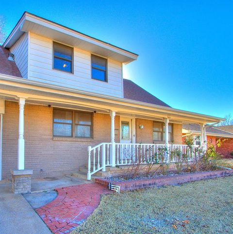 Photo of 7404 NW 27th Street, Bethany, OK 73008 (MLS # 1233281)
