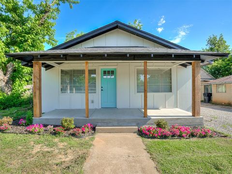 Photo of 711 NW 91st Street, Oklahoma City, OK 73114 (MLS # 1230326)
