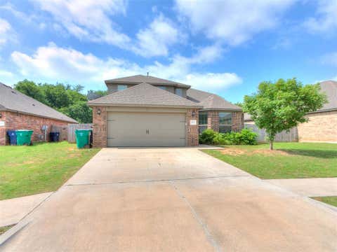 Photo of 10812 SW 33rd ST, Yukon, OK 73099 (MLS # 1231494)