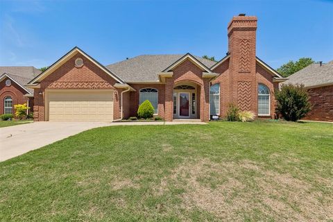 Photo of 2725 Blue Quail Pass, Edmond, OK 73013 (MLS # 1229582)