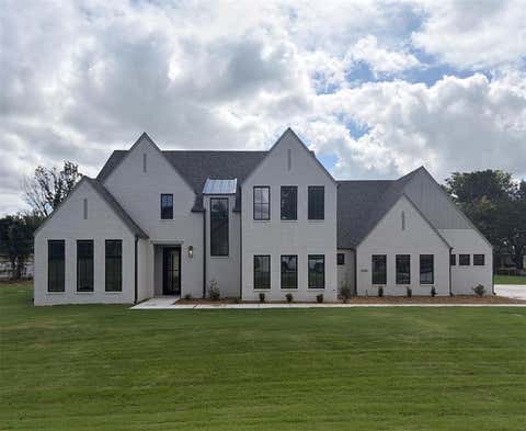 Photo of 1046 Lucas Way, Newcastle, OK 73065 (MLS # 1194469)