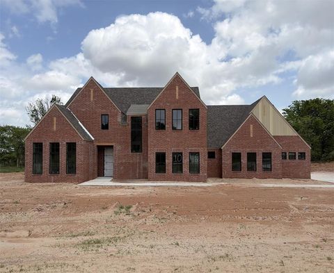 Photo of 1046 Lucas Way, Newcastle, OK 73065 (MLS # 1194469)