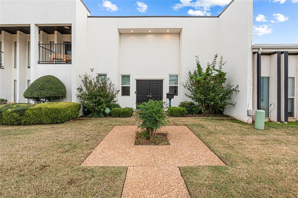 Photo 1 of 13 — 2913 Acropolis Street, Oklahoma City, OK 73120