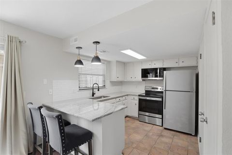 Photo of 6500 N Grand Boulevard #156, Oklahoma City, OK 73116 (MLS # 1227731)