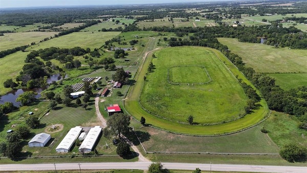 18699 GRAYSON BLVD, HENRYETTA, OK 74437 - Image cbcc2e09297bb62d11c54d04f40f3b7b/4037484559
