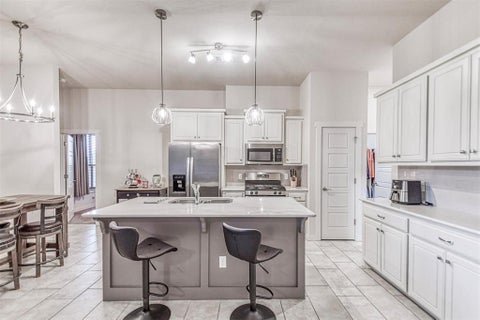 Photo of 516 NE 23rd Avenue, Norman, OK 73071 (MLS # 1237030)