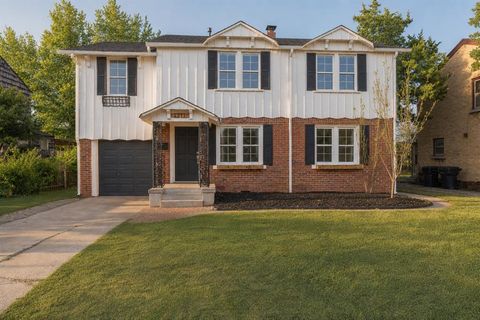 Photo of 2217 NW 25th Street, Oklahoma City, OK 73107 (MLS # 1237746)