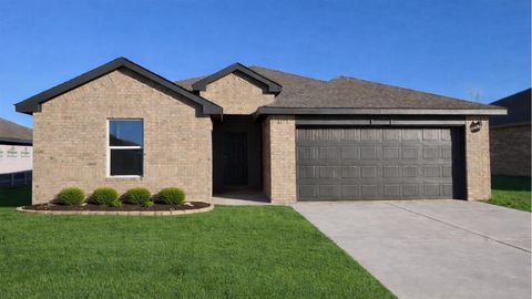 Photo of 1213 E Ruger Lane, Mustang, OK 73064 (MLS # 1200438)