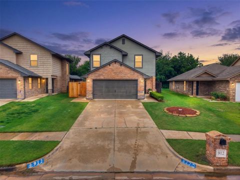 Photo of 912 Saint Cecil, Moore, OK 73160 (MLS # 1230871)