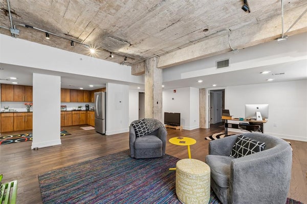 1209 N HARVEY AVE APT 101, OKLAHOMA CITY, OK 73103 - Image cce5ac867369dd3d2ceba233bf18f766/959661649