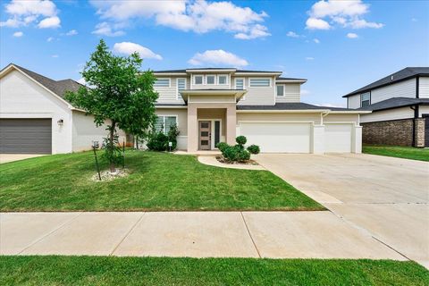 Photo of 15209 Caspian Lane, Edmond, OK 73013 (MLS # 1236116)