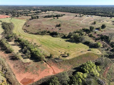 Photo of 5 E Simmons Road, Luther, OK 73054 (MLS # 1229933)