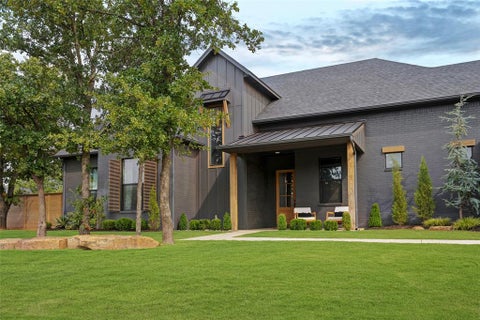 Photo of 391 Old Creek RD, Edmond, OK 73034 (MLS # 1242459)