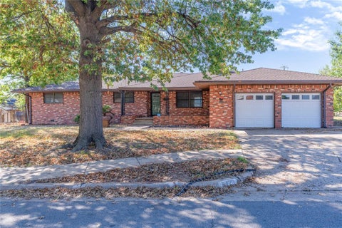 Photo of 4420 NW 27th Street, Oklahoma City, OK 73107 (MLS # 1253080)