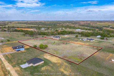 Photo of 1861 County Road 1250, Tuttle, OK 73089 (MLS # 1255776)