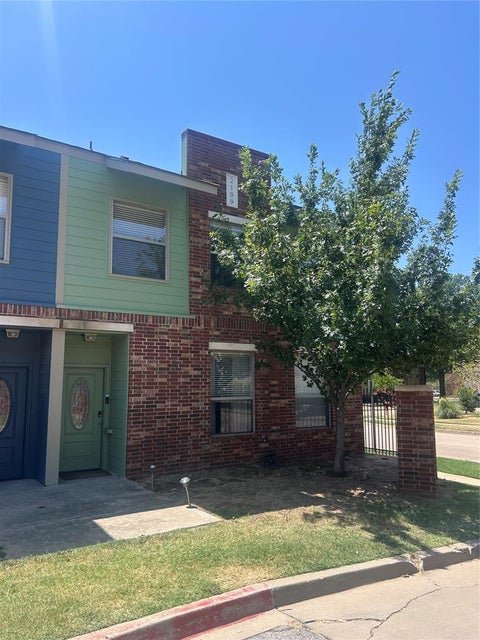 Photo of 2109 Houston Street, Norman, OK 73071 (MLS # 1244431)