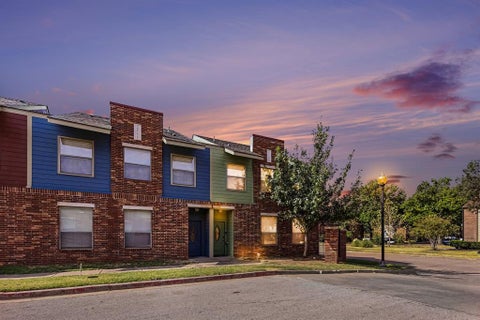 Photo of 2109 Houston Street, Norman, OK 73071 (MLS # 1244431)