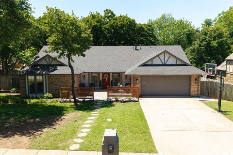 Photo of 3725 Coachlight Drive, Edmond, OK 73013 (MLS # 1229891)