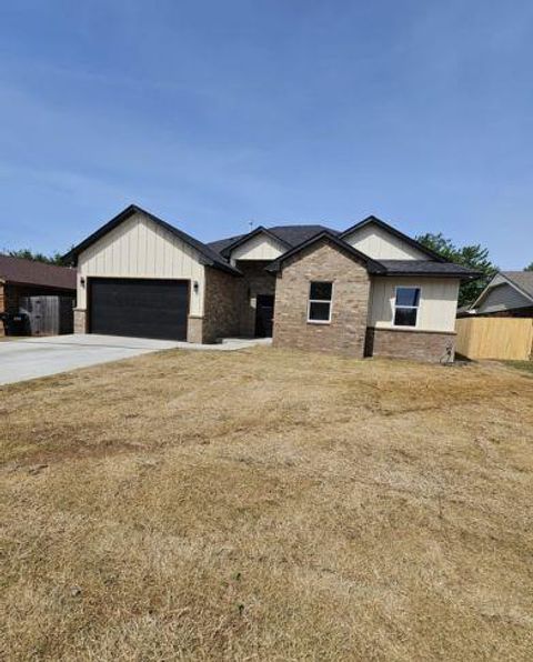 Photo of 217 N Morgan Drive, Moore, OK 73160 (MLS # 1222367)