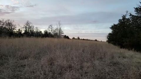 Photo of 1165 EastWay Lane, Guthrie, OK 73044 (MLS # 1209858)