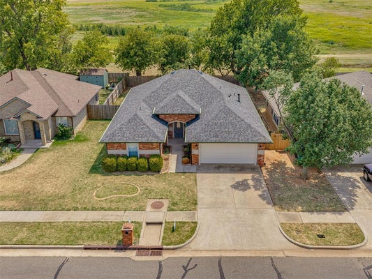 11108 SW 8TH ST, YUKON, OK 73099 - Image d0ebf752a182a6238c7f33f3547c4da3/4266312791