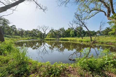 Photo of 2001 Liberty Lake Trail, Guthrie, OK 73044 (MLS # 1240543)