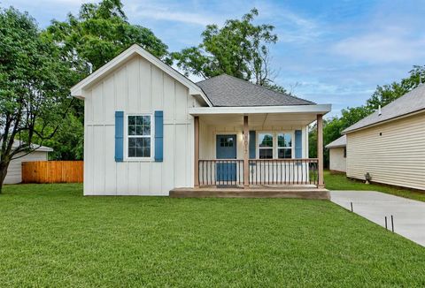 Photo of 1017 E Cavanaugh Street, El Reno, OK 73036 (MLS # 1230591)