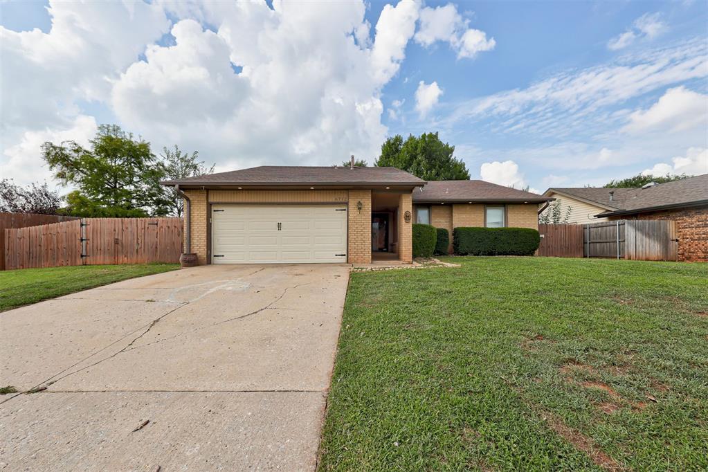 Photo 1 of 38 — 6712 Bayberry Drive, Oklahoma City, OK 73162