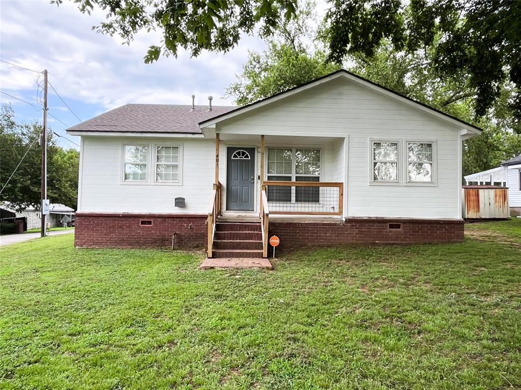 Photo 1 of 50 — 401 S 21st Street, Collinsville, OK 74021