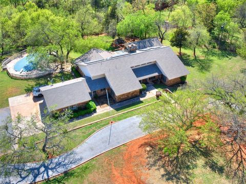 Photo of 4120 W Washington Avenue, Piedmont, OK 73078 (MLS # 1224234)