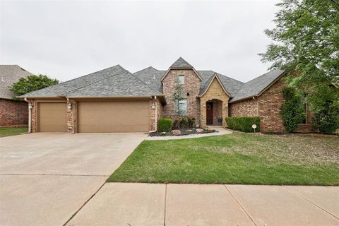 Photo of 1813 NW 193rd Circle, Edmond, OK 73012 (MLS # 1225700)