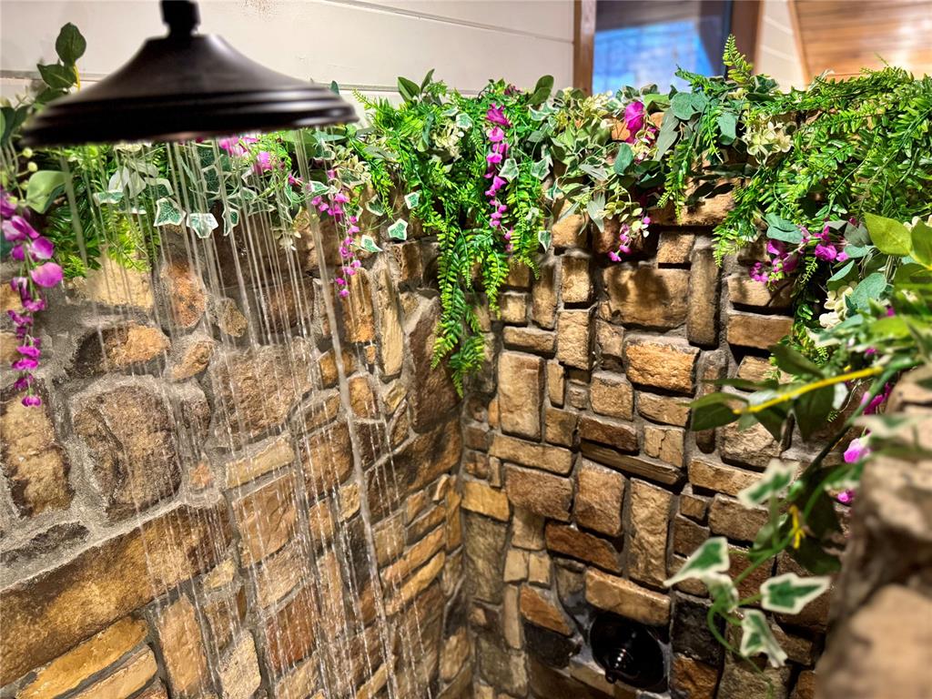 453 Deer Creek Trail