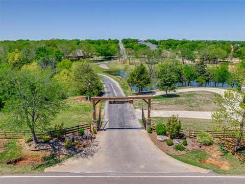 Photo of 29700 Chloe Way, Goldsby, OK 73093 (MLS # 1227865)