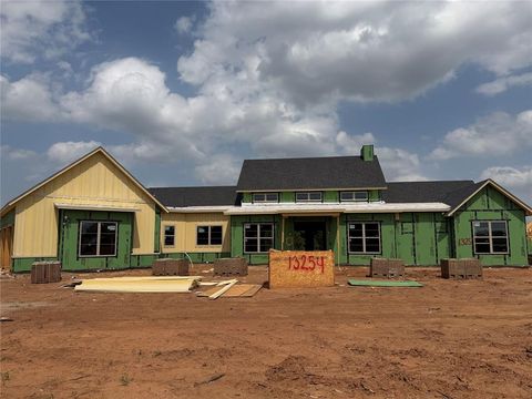 Photo of 13254 Lost Creek Boulevard, Edmond, OK 73034 (MLS # 1228432)