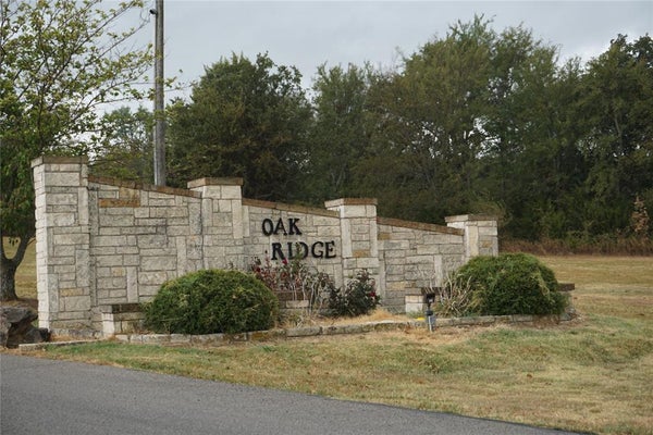 LIVE OAK DR, KINGSTON, OK 73439 - Image d2e5d7fa2f6afba33e7c2cc2aa302687/3775549219