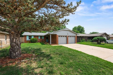 Photo of 604 Willow Ridge Place, Edmond, OK 73003 (MLS # 1225976)