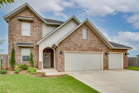 Photo of 1364 Pineridge Circle, Piedmont, OK 73078 (MLS # 1228674)