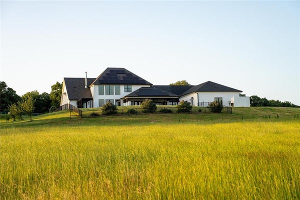 589 THREE MILE RD, DURANT, OK 74701 - Image d4e4ce0fb8f2a3618b5357b4c77d5b09/1950342681