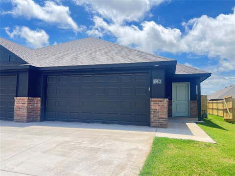 Photo of 10622 SW 17th Terrace, Yukon, OK 73099 (MLS # 1241090)