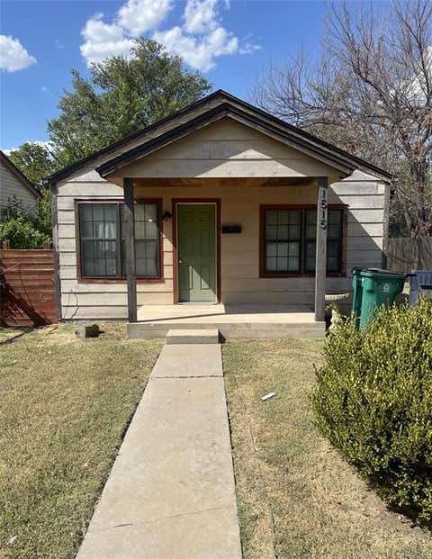 Photo of 1515 NE 25th Street, Oklahoma City, OK 73111 (MLS # 1245118)