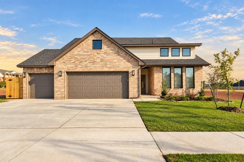 Photo of 6709 NW 144th Circle, Oklahoma City, OK 73142 (MLS # 1252793)