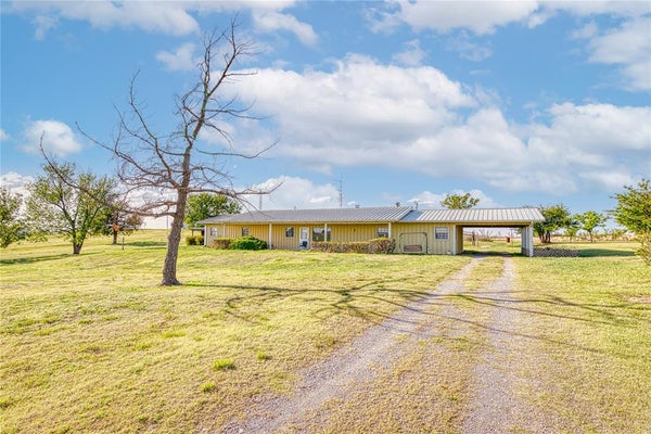 21281 E 987 RD, FOSS, OK 73647 - Image d663224ff6d03f467ad34fbe6cd079cb/2902928875