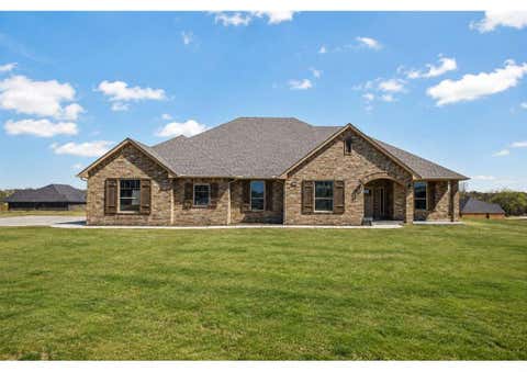 Photo of 1185 Wolf Creek Drive, Blanchard, OK 73010 (MLS # 1244187)