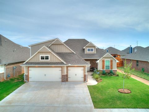 Photo of 9316 NW 118th Street, Yukon, OK 73099 (MLS # 1222786)